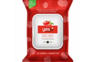 des lingettes Anti-Imperfections Tomates yes to