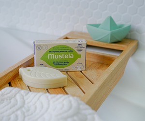 le shampoing douche solide Mustela