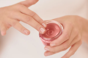 Une poudre de lait exfoliante d'Embryolisse