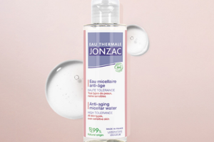 une eau micellaire anti-âge Sublimactive