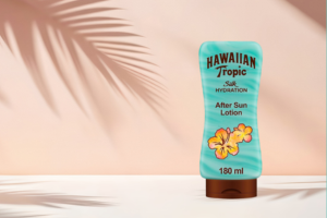 une lotion après-soleil Silk Hydration d'Hawaiian Tropic