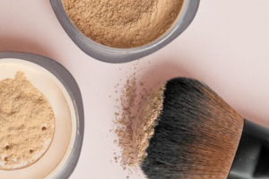 un fond de teint minéral SPF15 Mademoiselle bio