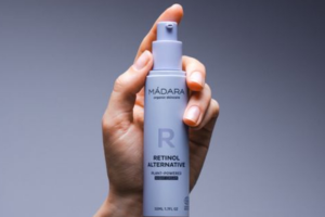 une crème de nuit Rétinol Alternative de Mádara