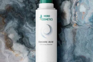 nettoyant exfoliant à l’acide glycolique de Moro Cosmetics
