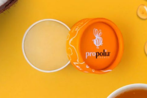 poudre cheveux densifiante Miyé