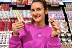 produit de maquillage Maybelline NY